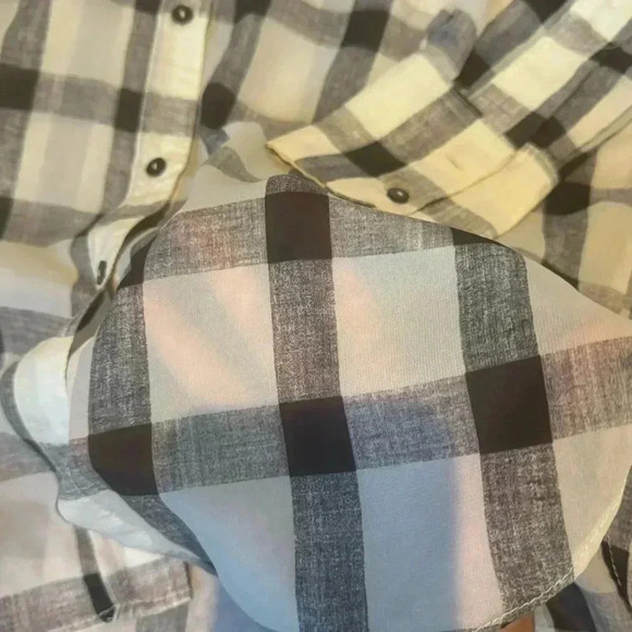 Oversized Buffalo Plaid Shirt - Picture 4 of 4